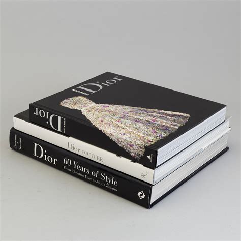 christian dior couture book